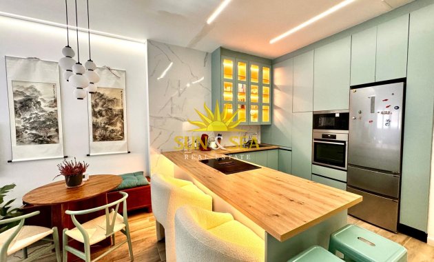 Alquiler a largo plazo - Duplex - Alicante - Carolinas Bajas