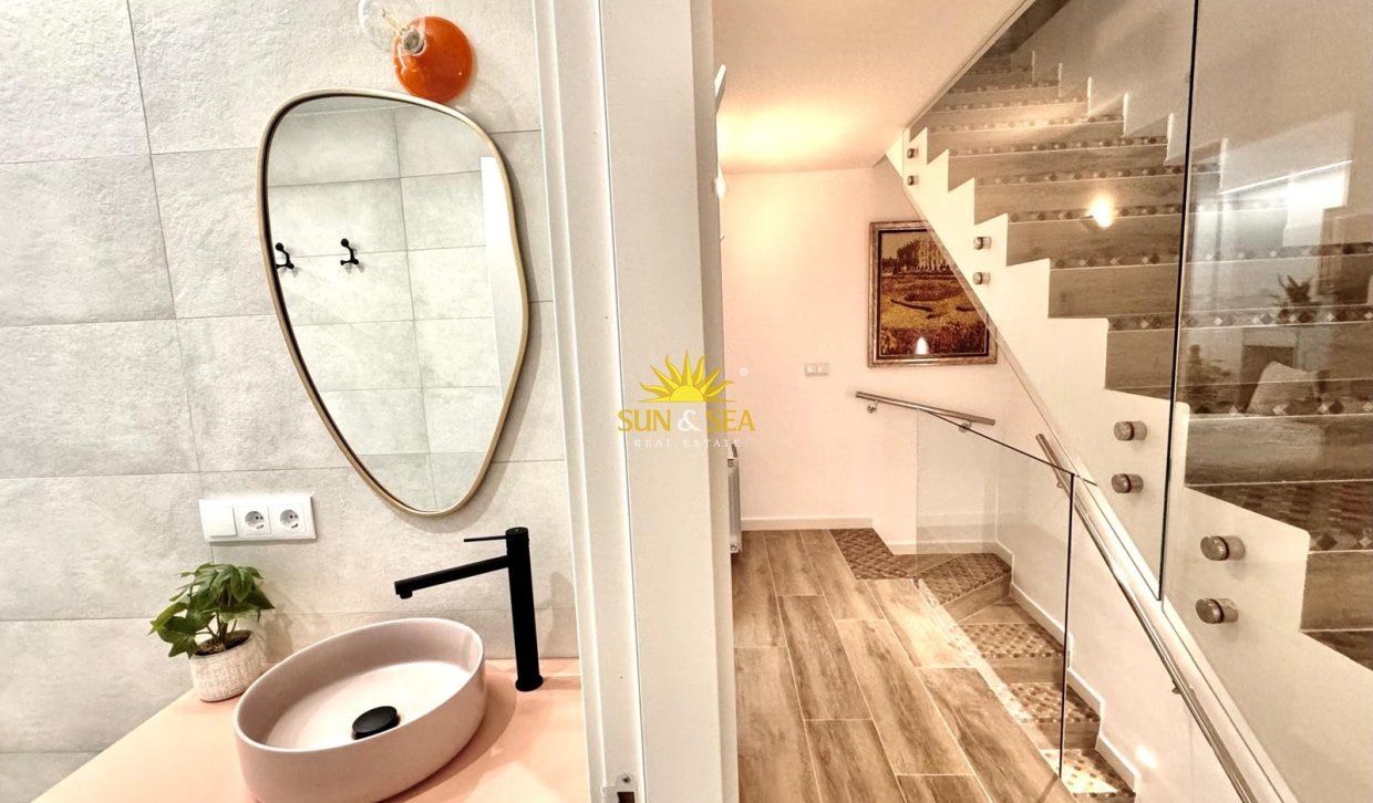 Alquiler a largo plazo - Duplex - Alicante - Carolinas Bajas