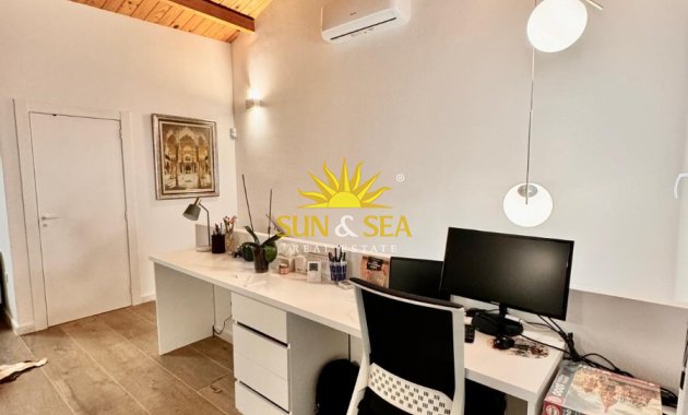 Alquiler a largo plazo - Duplex - Alicante - Carolinas Bajas