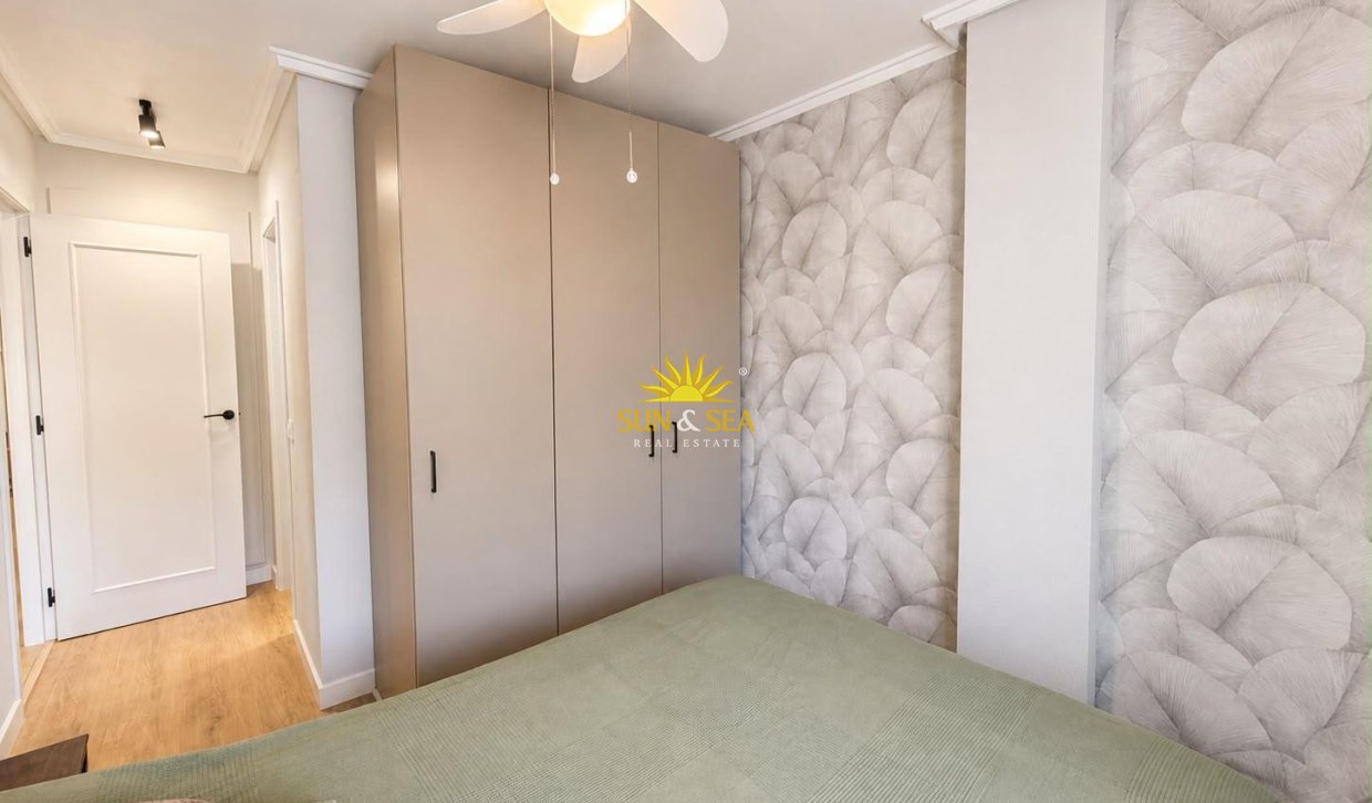 Перепродажа - Apartment - Torrevieja - torrevieja