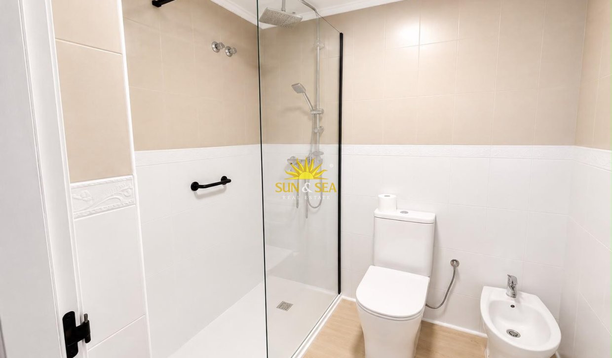 Перепродажа - Apartment - Torrevieja - torrevieja
