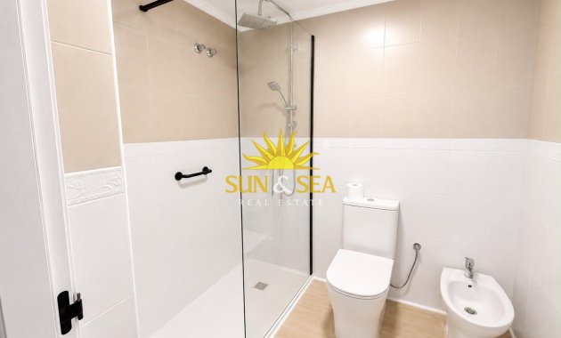 Перепродажа - Apartment - Torrevieja - torrevieja
