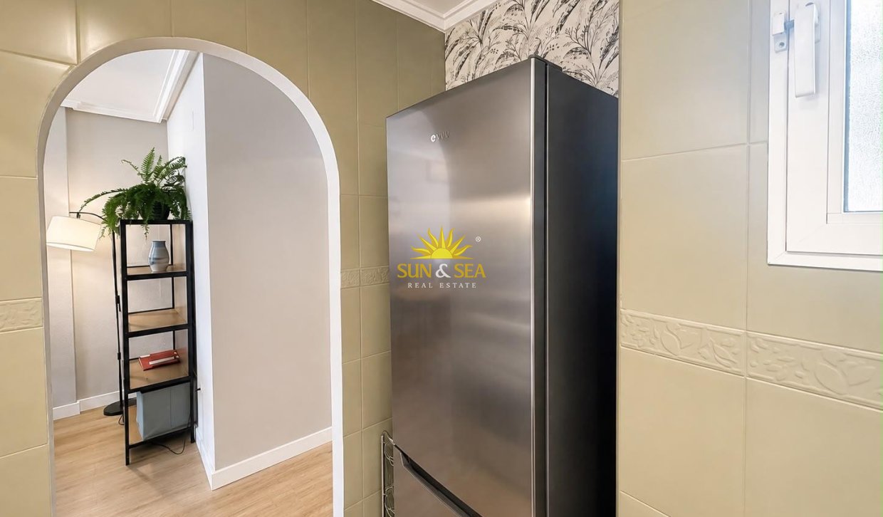 Перепродажа - Apartment - Torrevieja - torrevieja