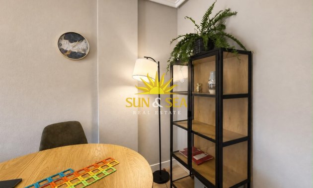 Перепродажа - Apartment - Torrevieja - torrevieja