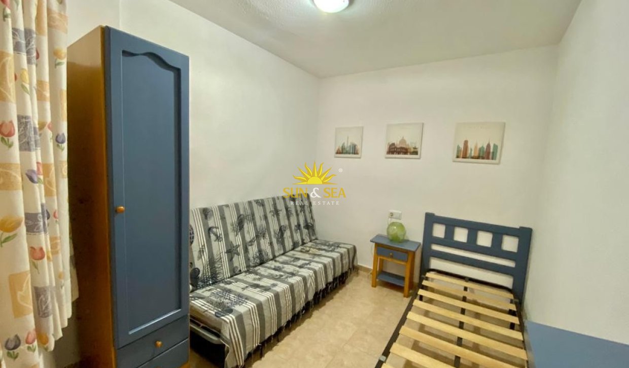Wiederverkauf - Wohnung - Torrevieja - Centro
