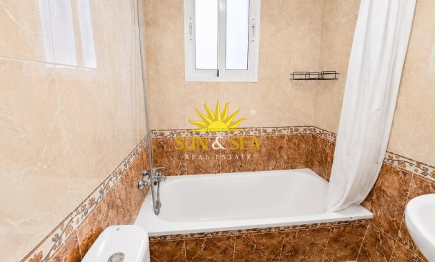 Resale - Apartment - Torrevieja - torrevieja