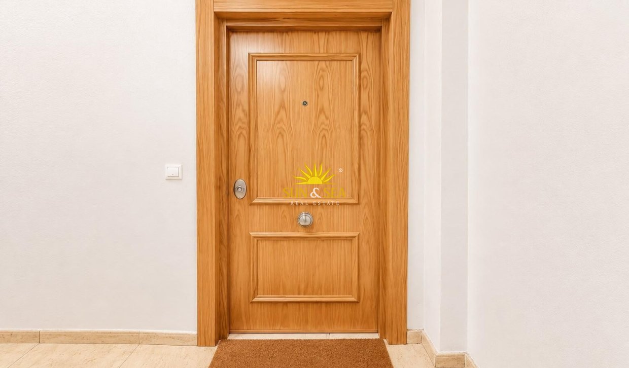 Resale - Apartment - Torrevieja - torrevieja
