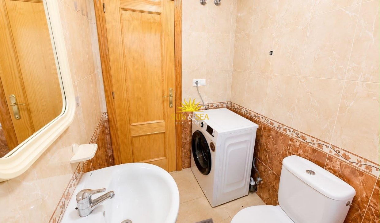 Resale - Apartment - Torrevieja - torrevieja