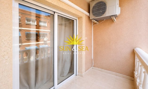 Resale - Apartment - Torrevieja - torrevieja