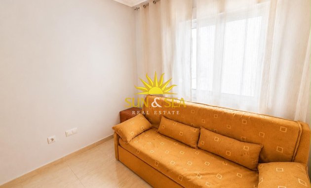 Resale - Apartment - Torrevieja - torrevieja