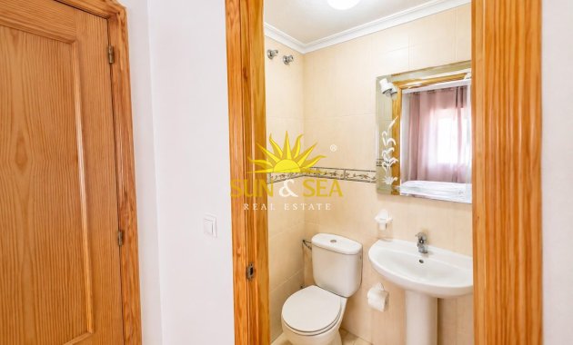 Resale - Apartment - Torrevieja - torrevieja