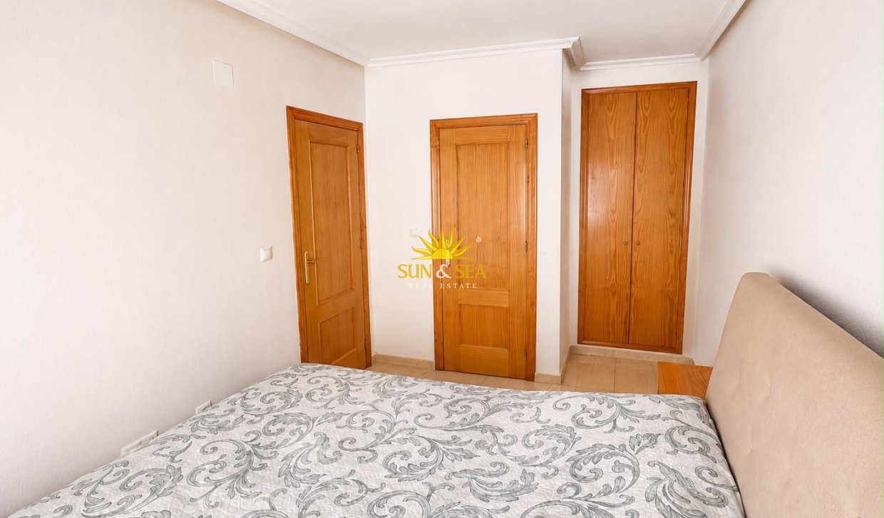 Resale - Apartment - Torrevieja - torrevieja