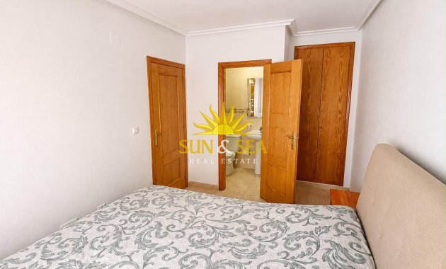 Resale - Apartment - Torrevieja - torrevieja