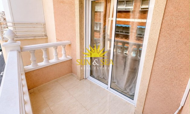 Resale - Apartment - Torrevieja - torrevieja