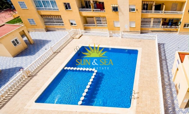 Resale - Apartment - Torrevieja - torrevieja