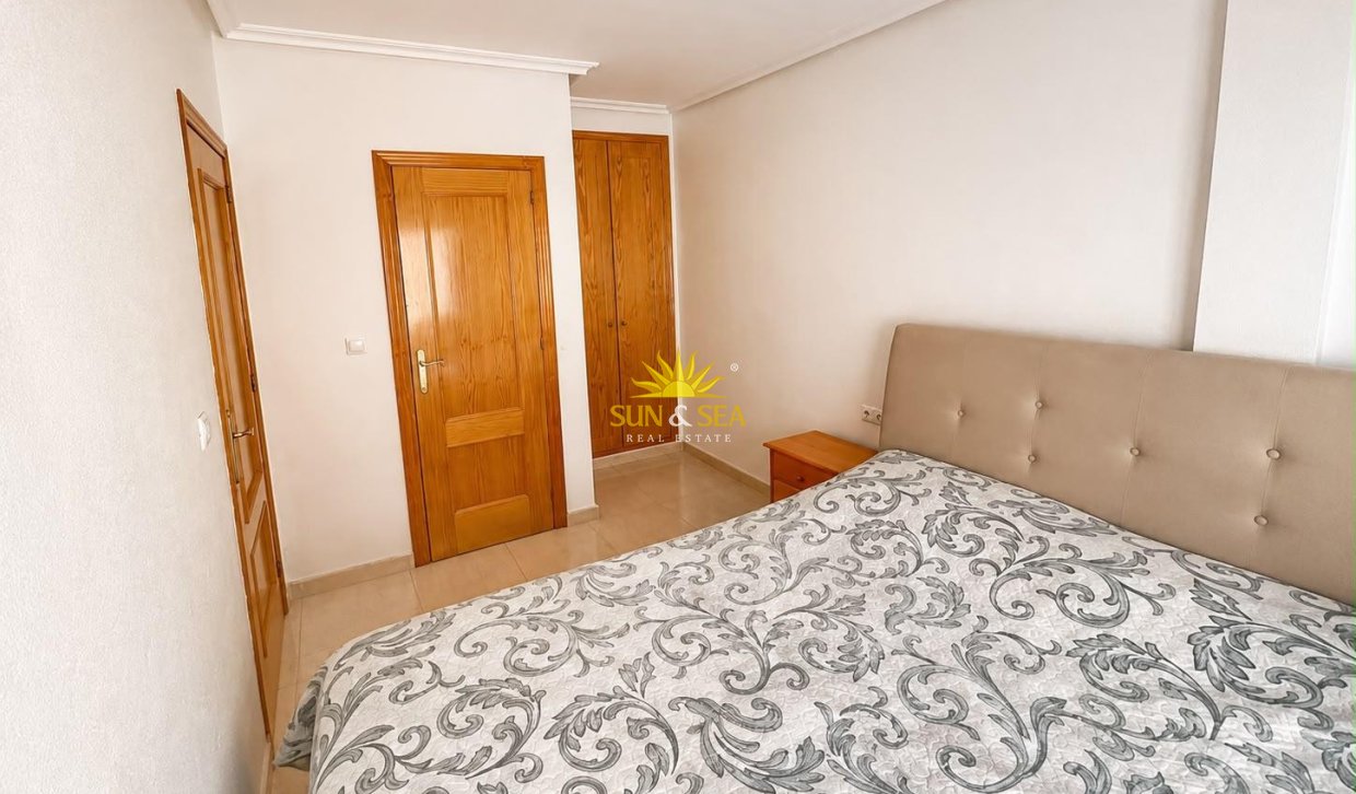 Resale - Apartment - Torrevieja - torrevieja