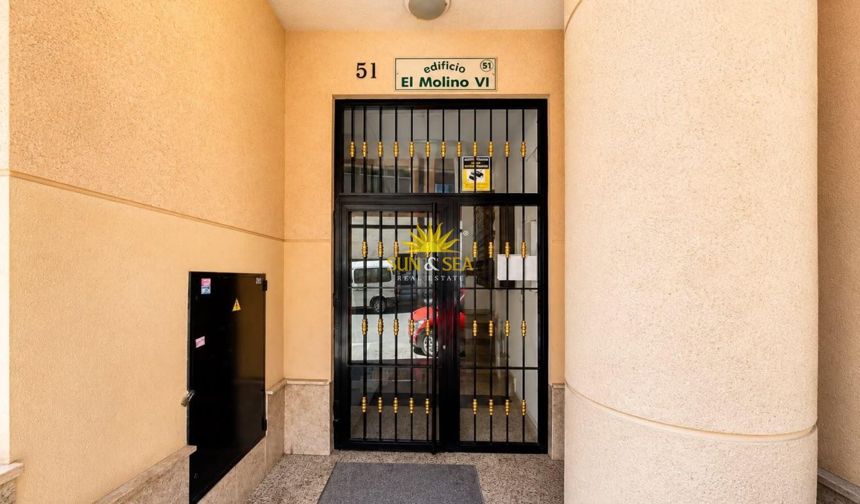 Resale - Apartment - Torrevieja - torrevieja