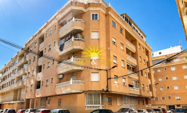 Resale - Apartment - Torrevieja - torrevieja