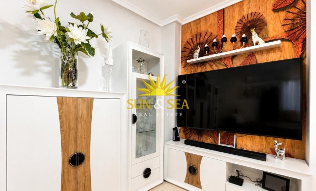 Resale - Apartment - Torrevieja - Centro