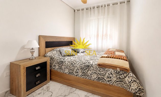 Resale - Apartment - Torrevieja - Centro