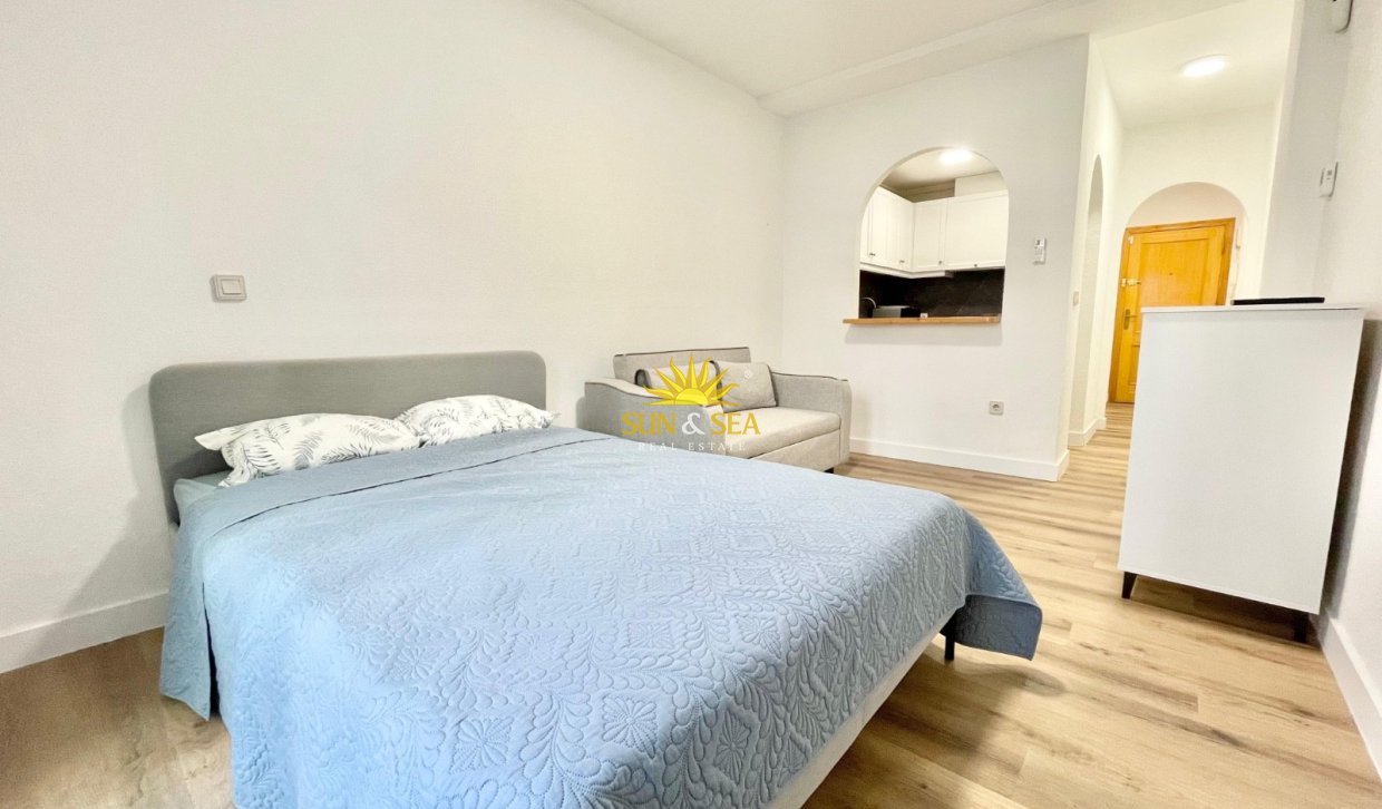 Wiederverkauf - Studio apartment - Torrevieja - torrevieja