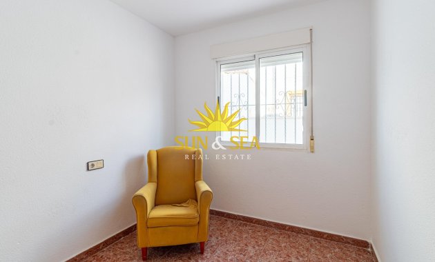 Wiederverkauf - Villa / Doppelhaushälfte - Orihuela Costa - La Florida