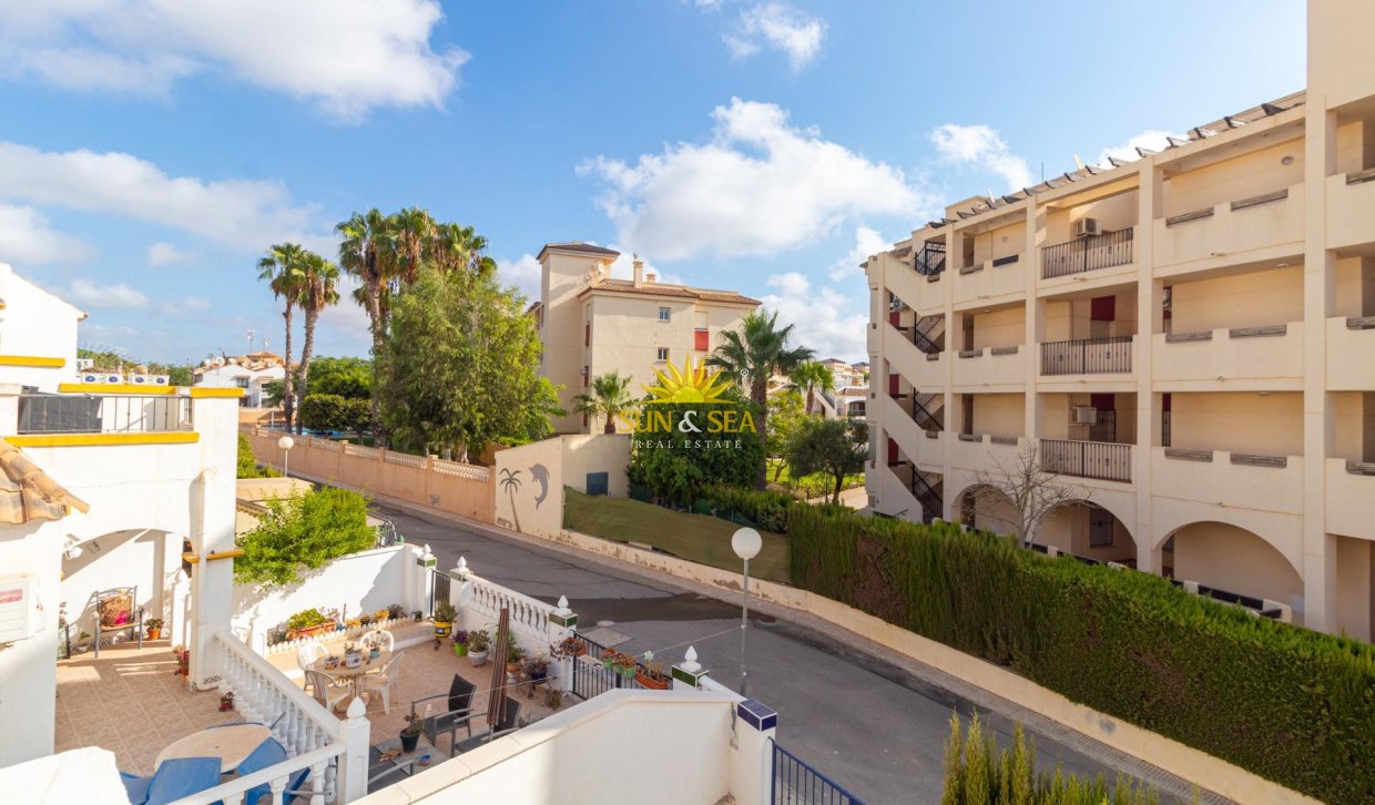 Wiederverkauf - Villa / Doppelhaushälfte - Orihuela Costa - La Florida