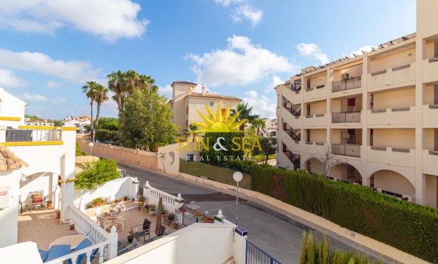 Wiederverkauf - Villa / Doppelhaushälfte - Orihuela Costa - La Florida