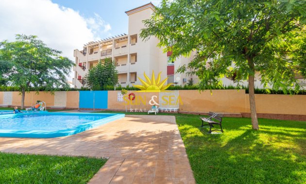 Wiederverkauf - Villa / Doppelhaushälfte - Orihuela Costa - La Florida
