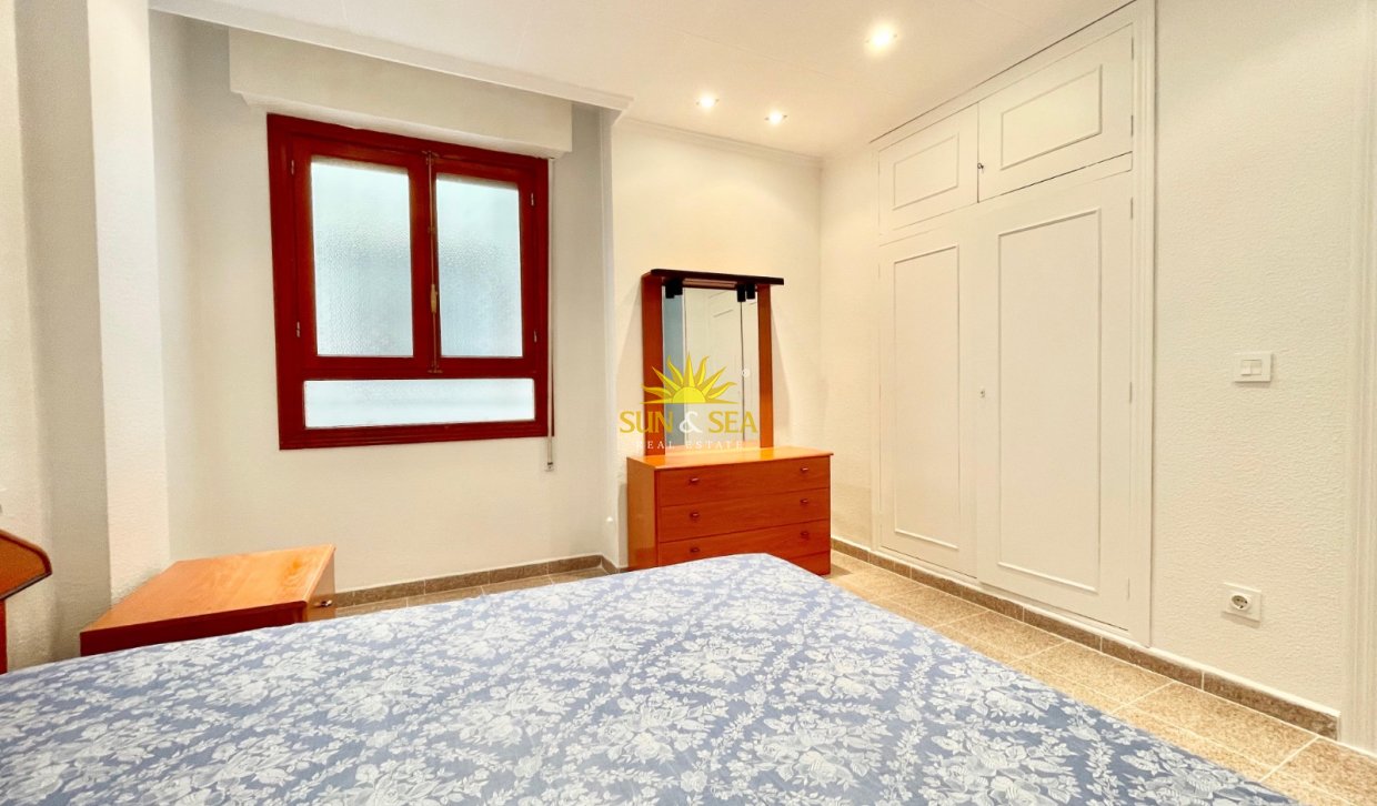 Langfristige Vermietung - Wohnung - Torrevieja - Playa del Acequión