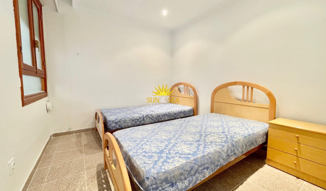 Langfristige Vermietung - Wohnung - Torrevieja - Playa del Acequión