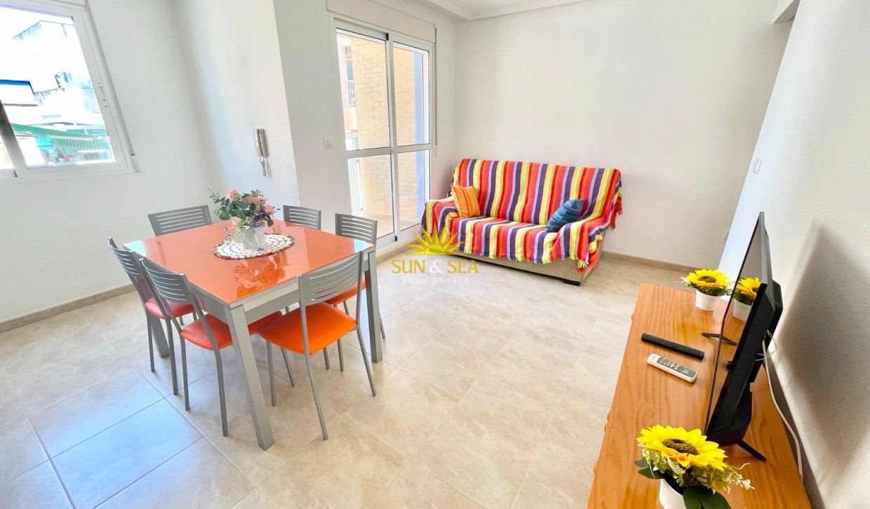 Lange Termijn Verhuur - Appartement - Los Alcázares - Los Alcazares
