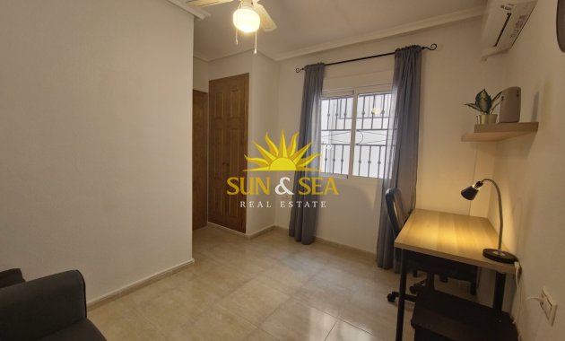 Revente - Maison mitoyenne - Orihuela Costa