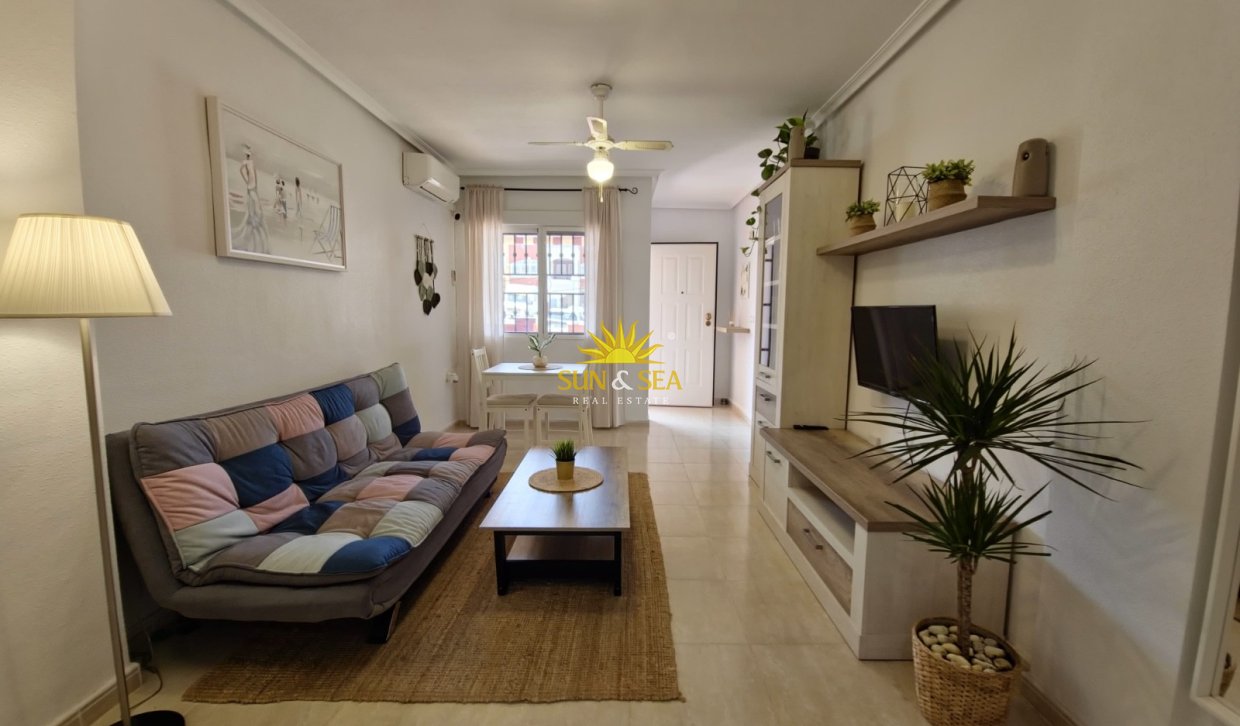 Revente - Maison mitoyenne - Orihuela Costa