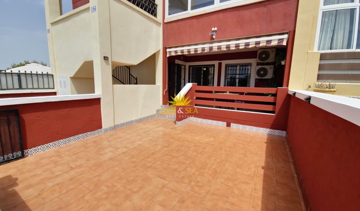 Revente - Maison mitoyenne - Orihuela Costa