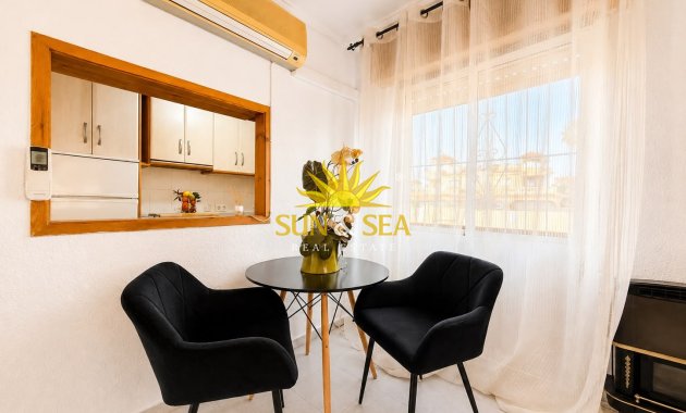 Resale - Apartment - Torrevieja - torrevieja