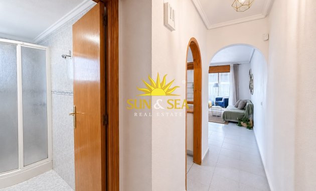 Resale - Apartment - Torrevieja - torrevieja