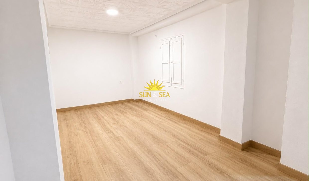 Resale - Apartment - Callosa de Segura - Callosa de Segura 