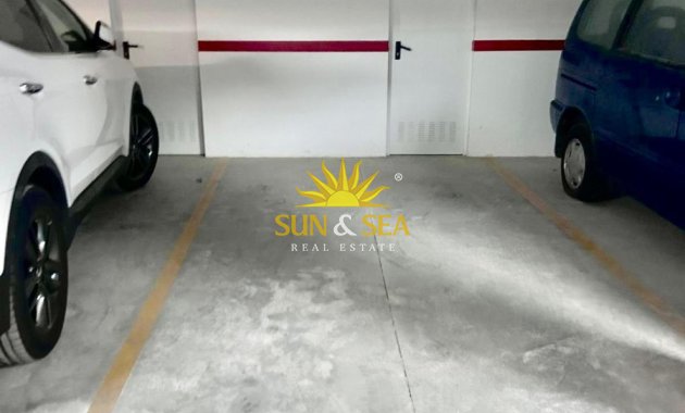 Resale - Apartment - Orihuela Costa - Punta Prima