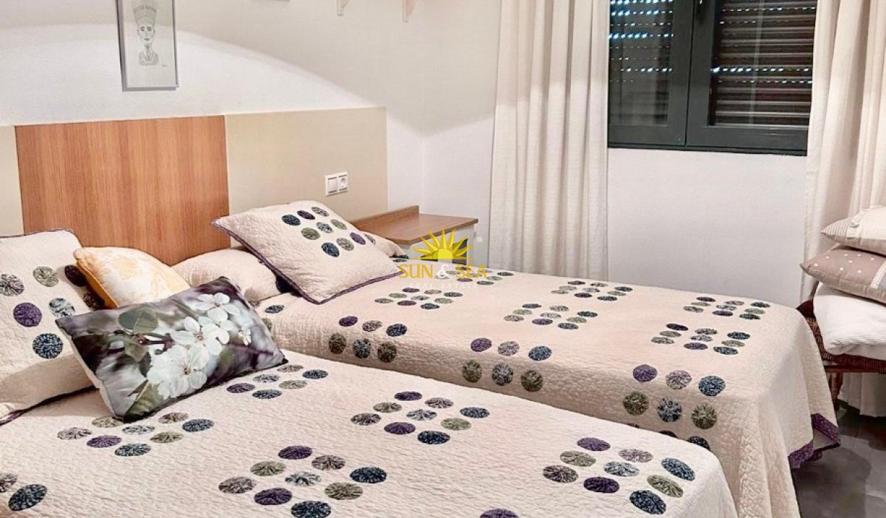 Resale - Apartment - Orihuela Costa - Punta Prima