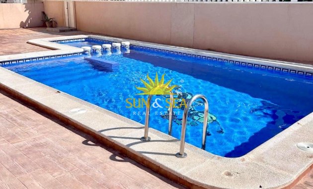 Resale - Apartment - Orihuela Costa - Punta Prima