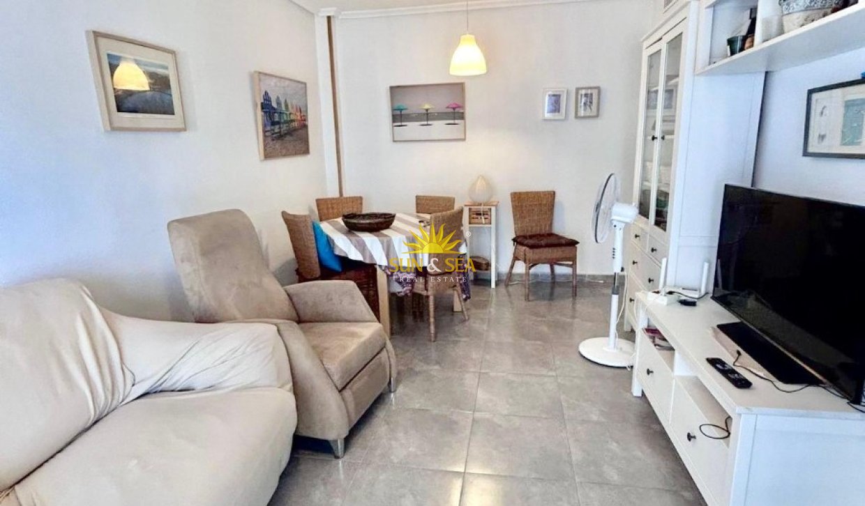 Resale - Apartment - Orihuela Costa - Punta Prima