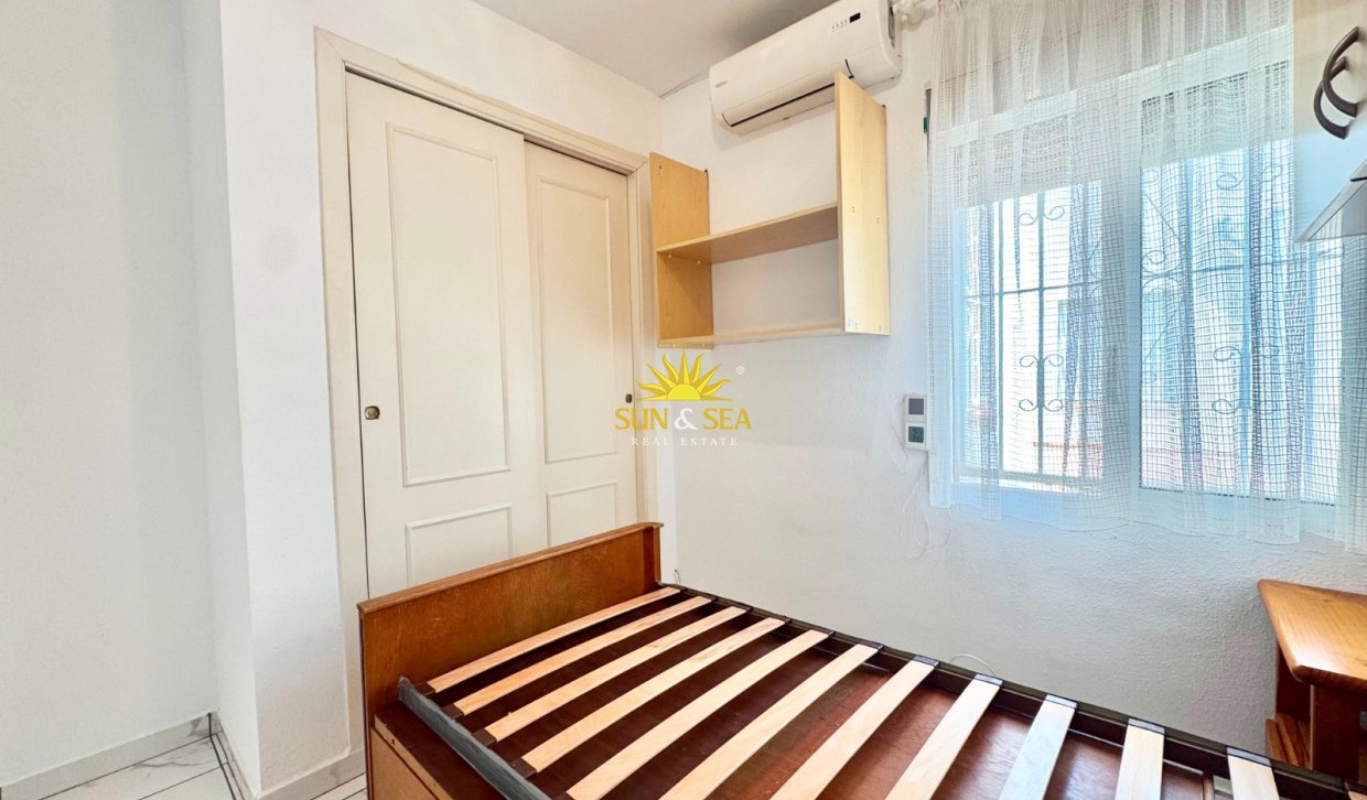 Alquiler a largo plazo - Bungalow - Torrevieja - torrevieja