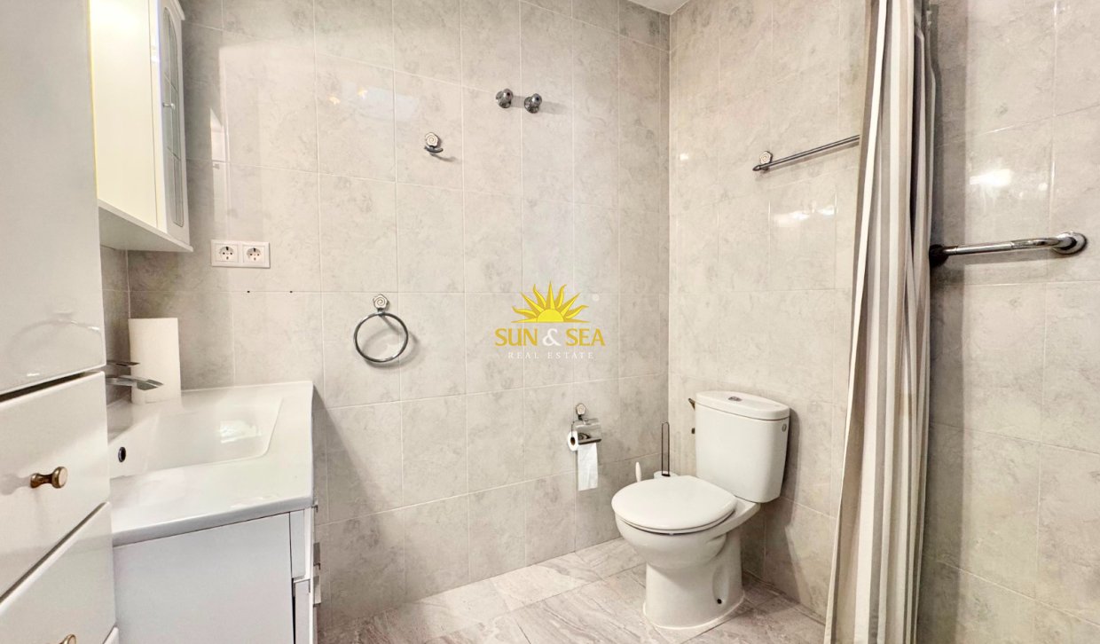 Alquiler a largo plazo - Bungalow - Torrevieja - torrevieja
