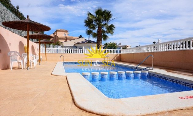 Resale - Villa - Orihuela Costa - Playa Flamenca