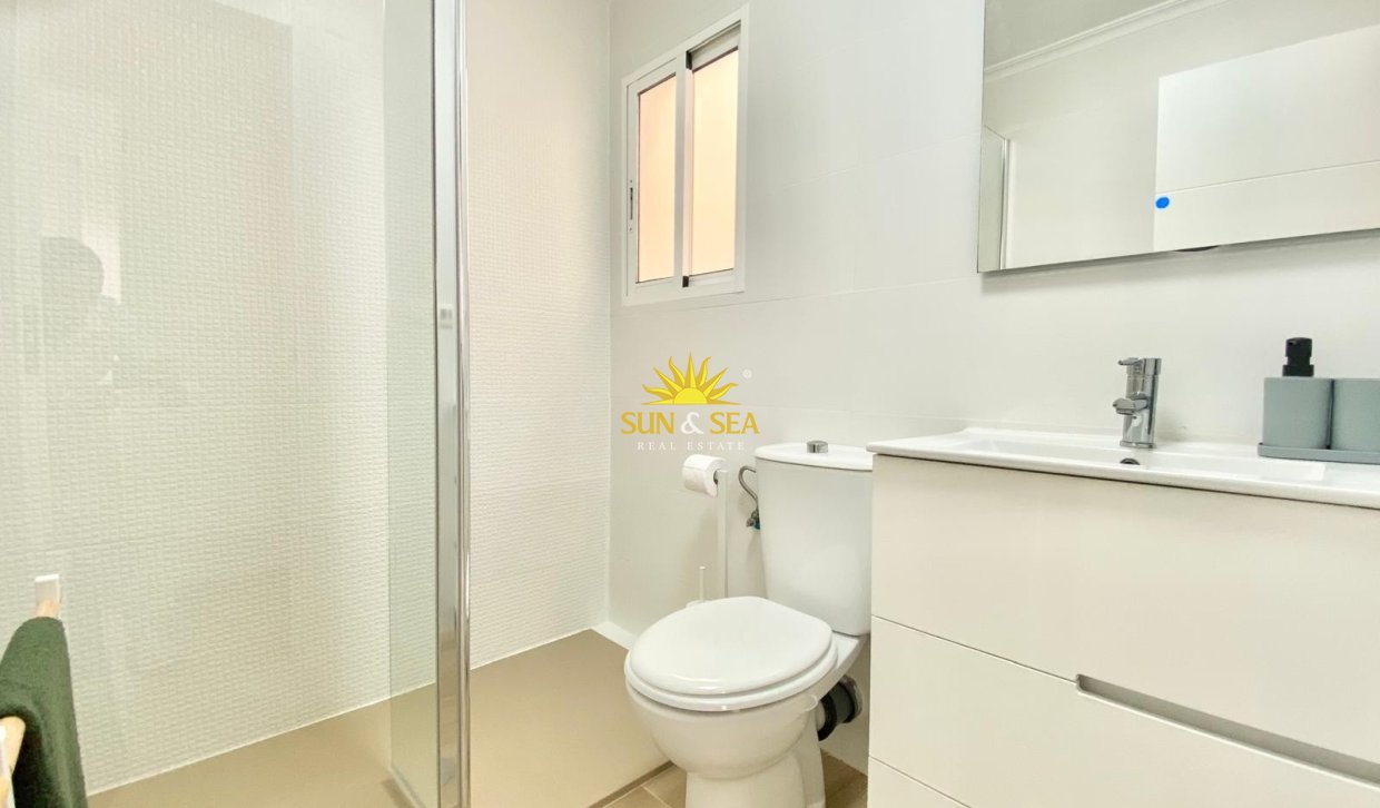 Resale - Villa - Orihuela Costa - Playa Flamenca