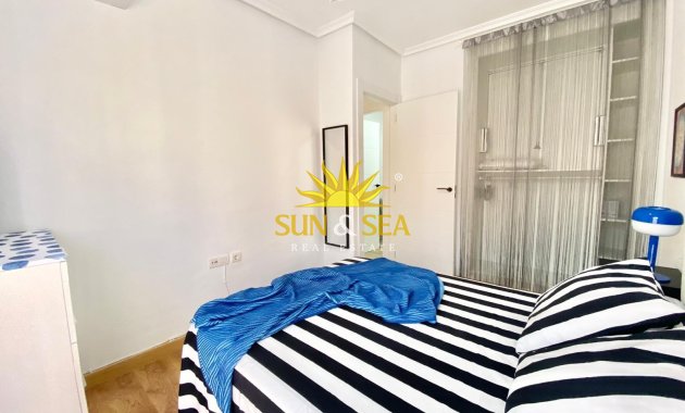 Resale - Villa - Orihuela Costa - Playa Flamenca