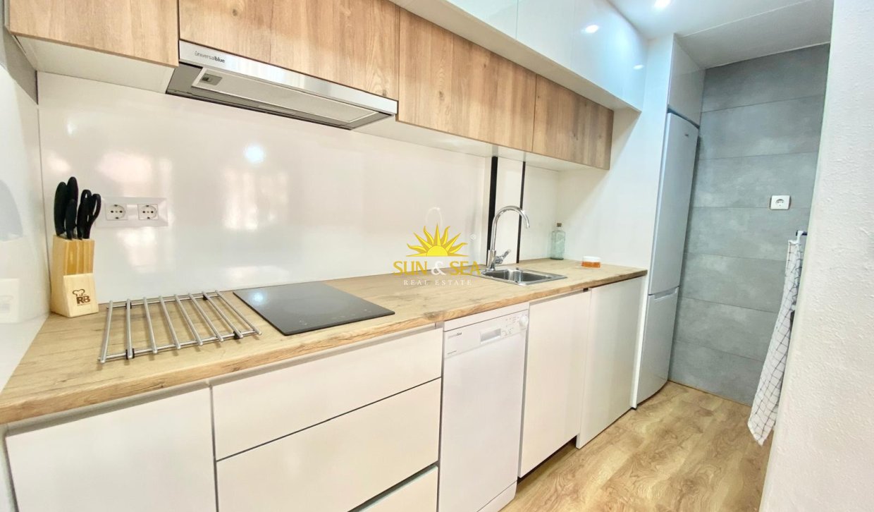 Resale - Villa - Orihuela Costa - Playa Flamenca