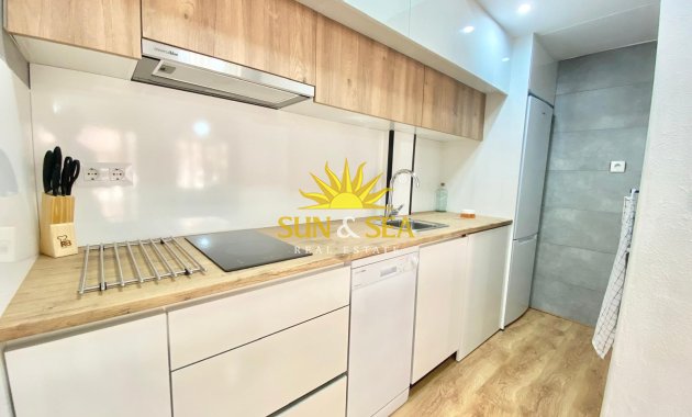 Resale - Villa - Orihuela Costa - Playa Flamenca