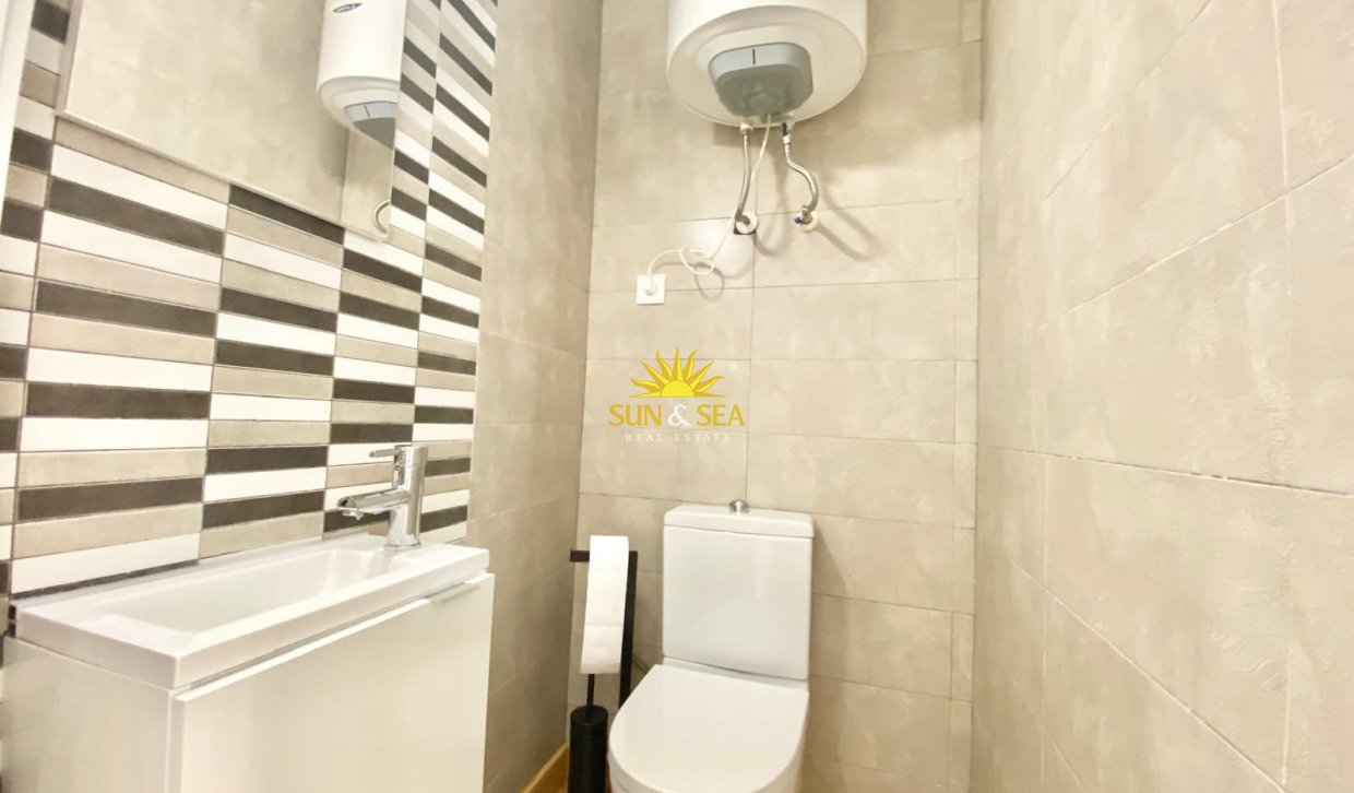 Resale - Villa - Orihuela Costa - Playa Flamenca